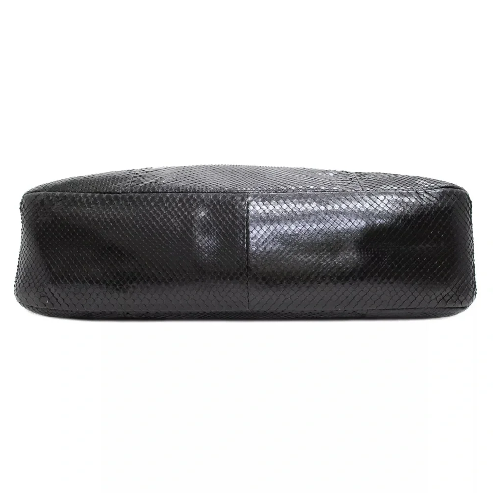 ❌SOLD❌GUCCI
Python Small Horsebit Chain Hobo Black - Picture 5 of 9